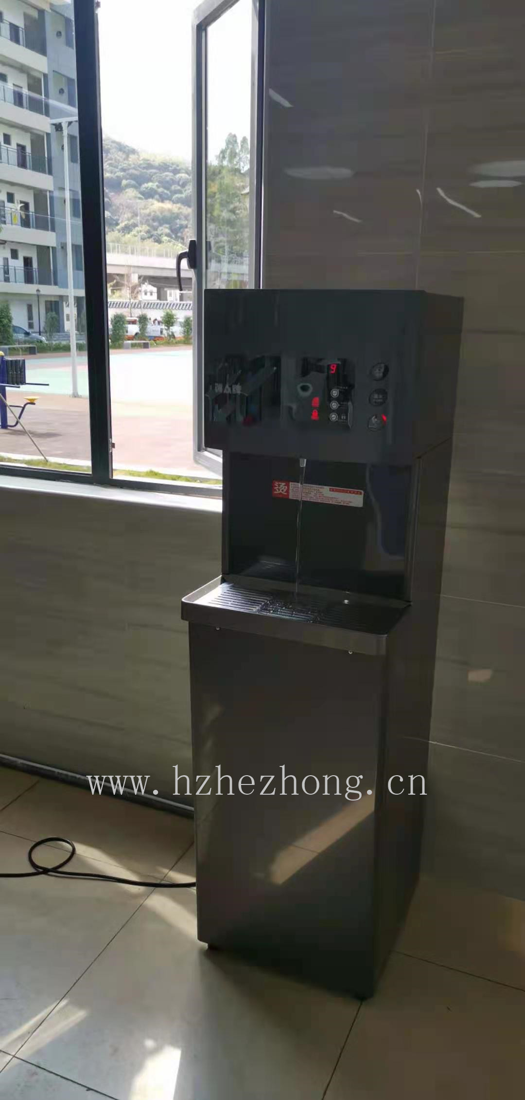 深圳高速公路股份有限公司使用贺众牌饮水机